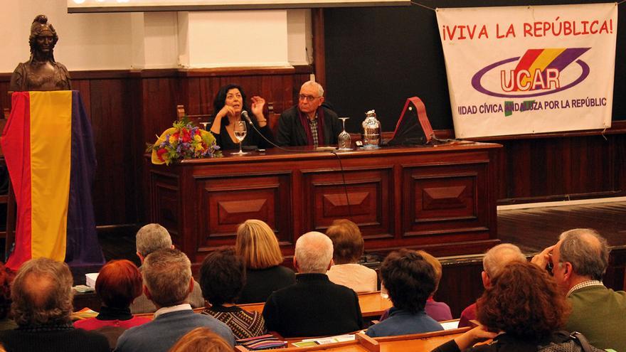La autora, en el V Febrero Republicano en la Universidad de Sevilla. / JUANMI BAQUERO