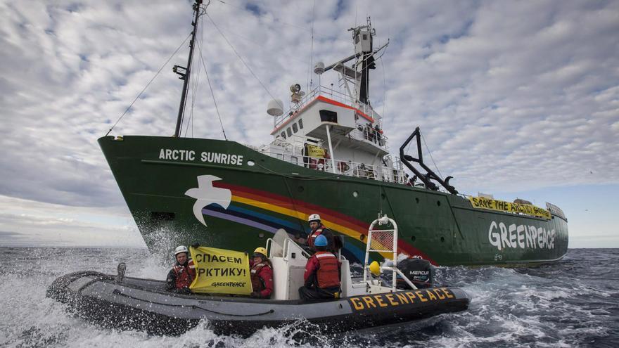 Arctic Sunrise, barco de Greenpeace, durante su campaña en tierras árticas