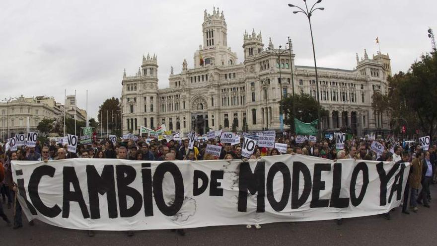 Manifestación del 15-M (madrid.tomalaplaza.net)
