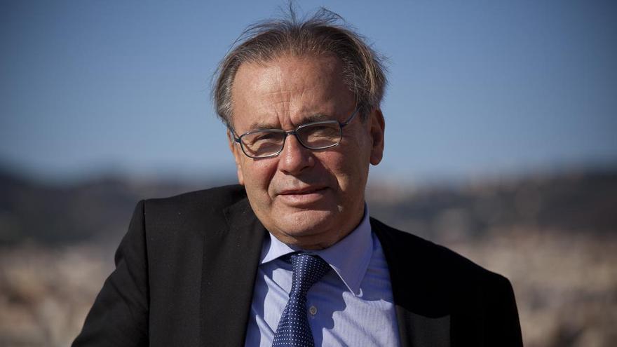 Jorge Fabra, miembro fundador de Economistas Frente a la Crisis. /ENRIC CATALÀ