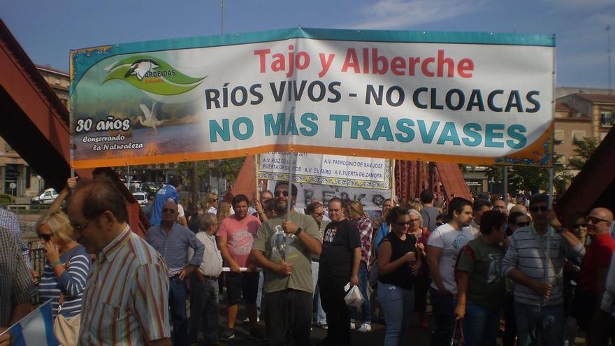 Manifestación en defensa del río Tajo / EUROPA PRESS