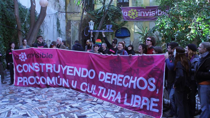 Manifestación en apoyo a La Casa Invisible |  Azael Ferrer 