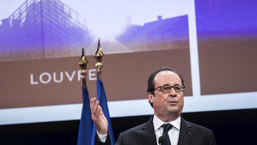 El Louvre estrena con Hollande sus nuevos espacios museográficos y de acceso