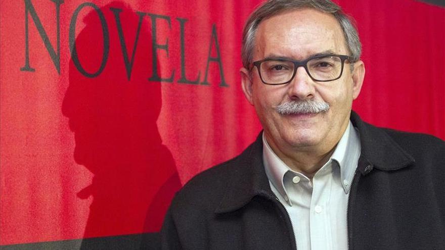 Manuel Rico gana el IX Premio Logroño de Novela con "Un extraño viajero"