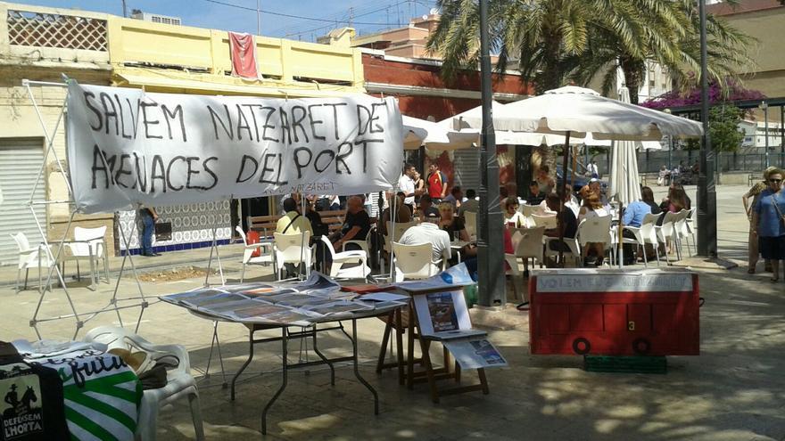 Protesta de los vecinos en la calle de Alta del Mar, primera calle peatonal impulsada por el primer Ayuntamiento democrático