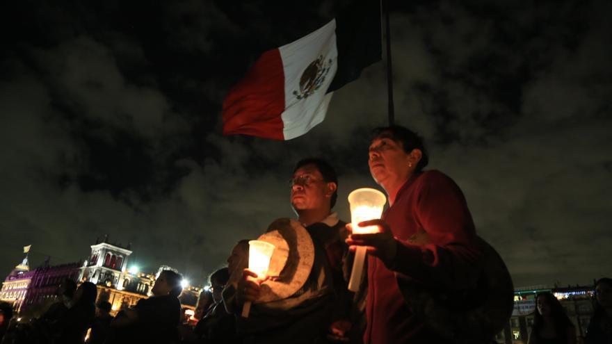 Estudiantes de Ayotzinapa manifestándose contra la desaparición de 43 estudiantes/ Rodrigo Hernández
