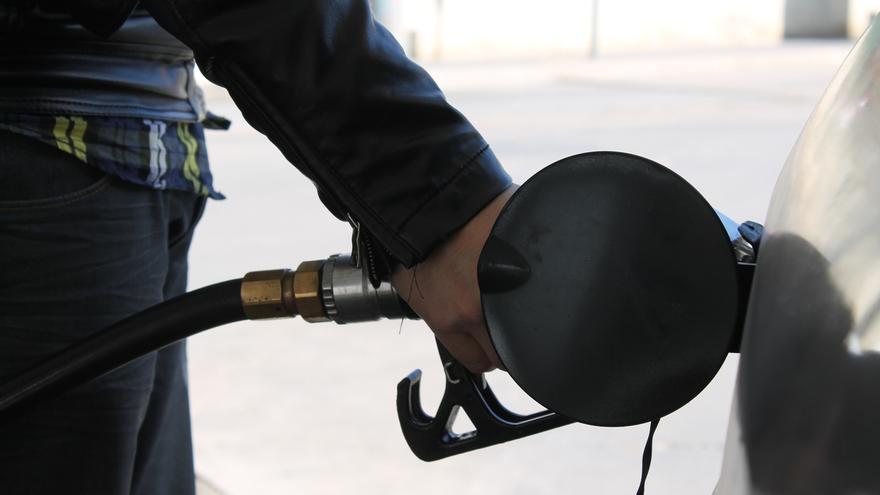 La CNMC defiende las gasolineras desatendidas, ya que aumentan la competencia en el mercado