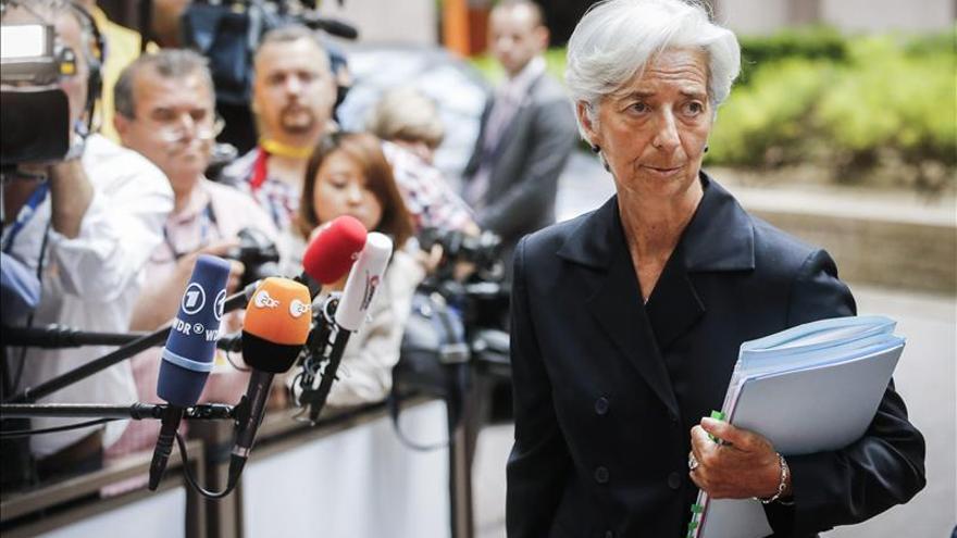 Lagarde-expresa-decepcion-acuerdo-Grecia_EDIIMA20150628_0310_18.jpg