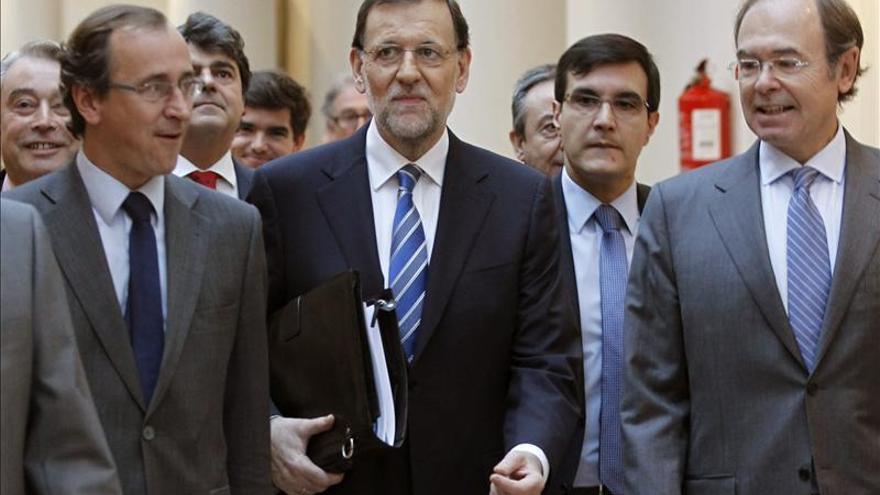 Rajoy anuncia un descenso del paro de más de 68.000 personas en julio