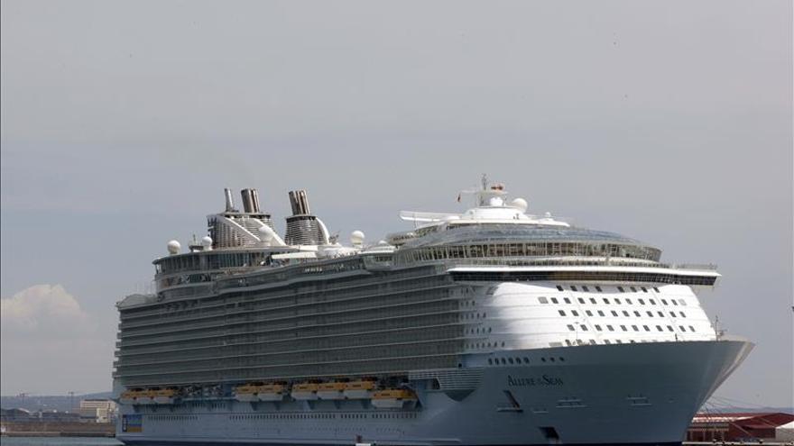 Sube el 142 % los pasajeros españoles en el puerto de Palma