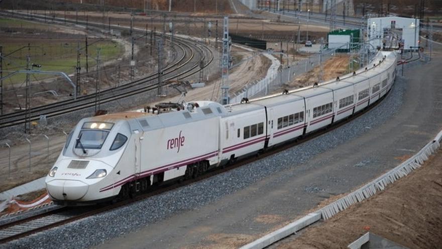 El AVE duplica el número de viajeros de tren a Palencia y León en su primer mes en servicio