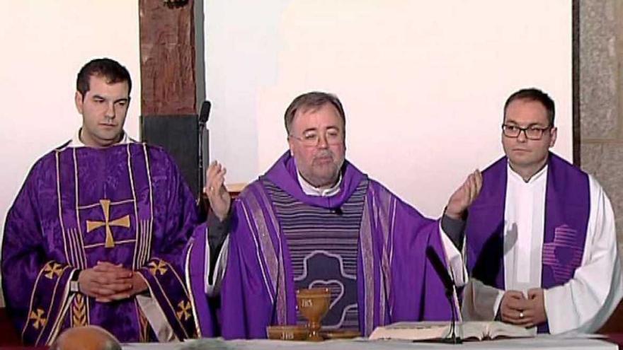 Captura de la retransmisión de la misa en el programa 'El día del señor' / RTVE
