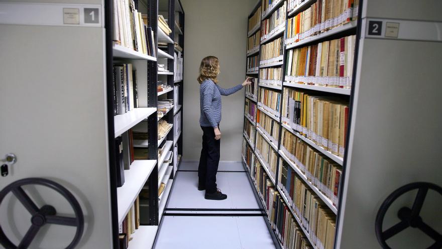 El Espai Joan Fuster acoge también la biblioteca personal del escritor de Sueca