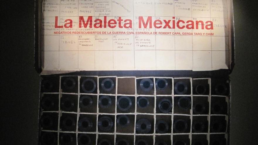 Exposición de 'La Maleta Mexicana' en la Bienal de Fotografía de Córdoba.
