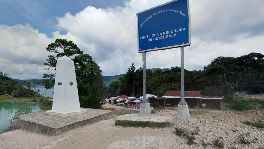 Frontera entre Guatemala y México cerca del lago de Tziscao, en el departamento de Chiapas (lado mexicano)