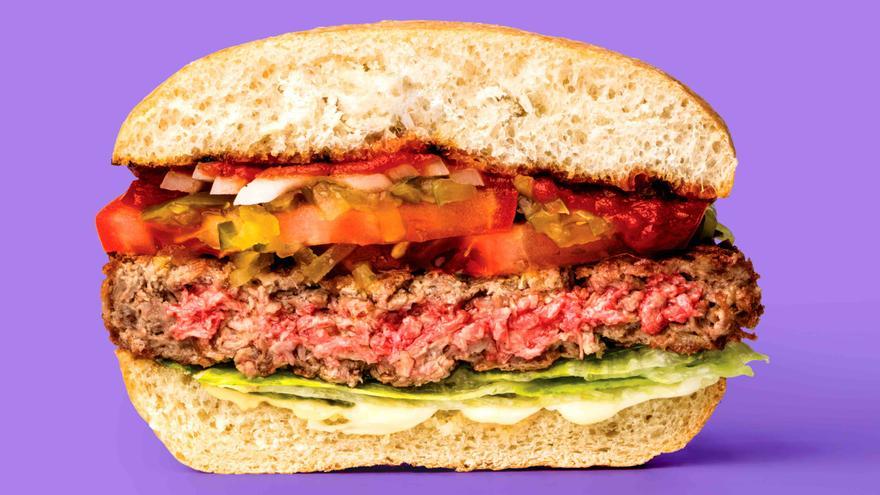 Levaduras genéticamente modificadas producen el ingrediente secreto de las hamburguesas 'imposibles'