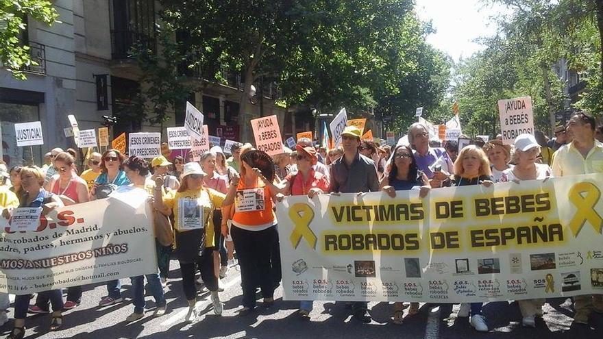 Manifestación para exigir verdad, justicia y reparación por los casos de bebés robados// Fuente facebook SOS BEBES ROBADOS MADRID