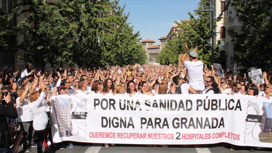Manifestación contra la fusión hospitalaria