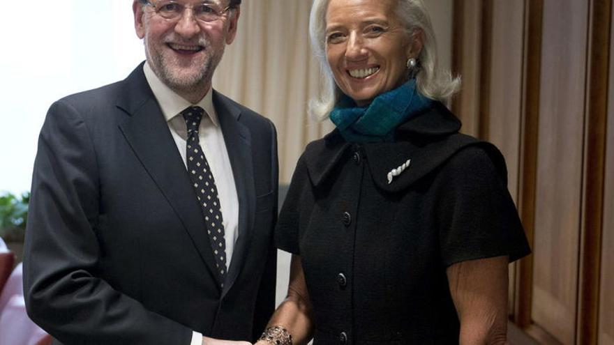 Mariano Rajoy y la directora gerente del FMI Christine Lagarde (EFE, archivo) 