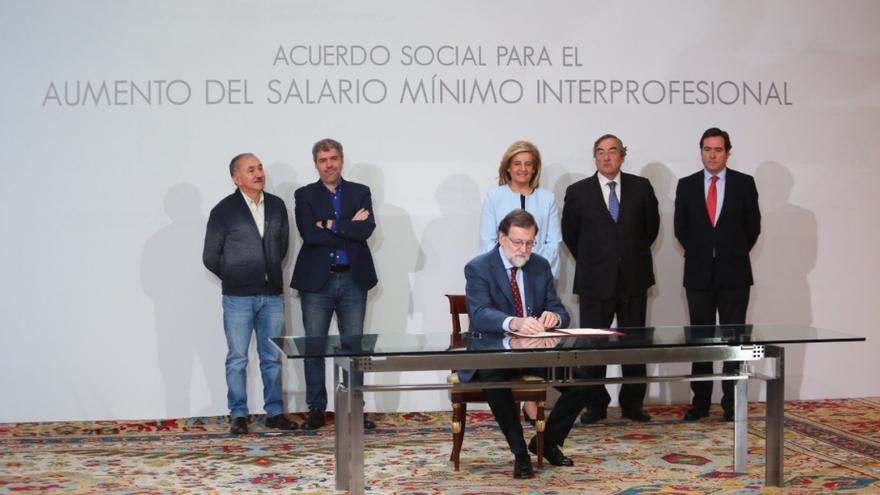 Mariano-Rajoy-Salario-Minimo-Interprofesional_EDIIMA20171226_0254_19.jpg