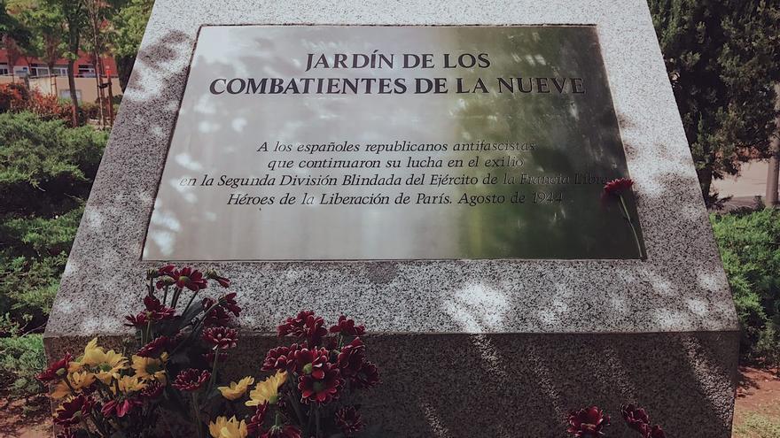Placa del Jardín de los combatientes de La Nueve en Ciudad Lineal