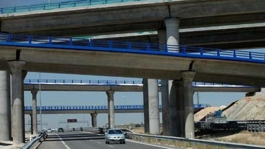 De la Serna asume que el Estado se quedará con las ocho autopistas en quiebra