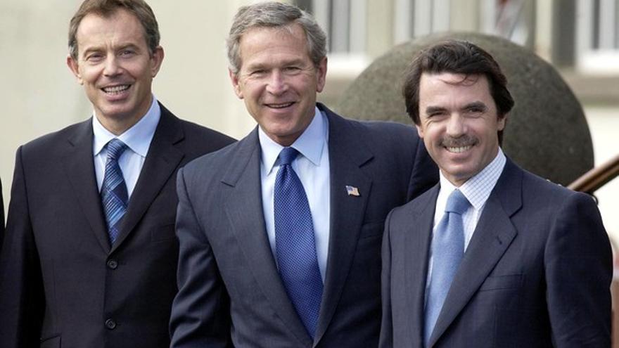 Blair, Bush y Aznar en la reunión de las Azores que desembocó en la invasión de Irak de 2003.