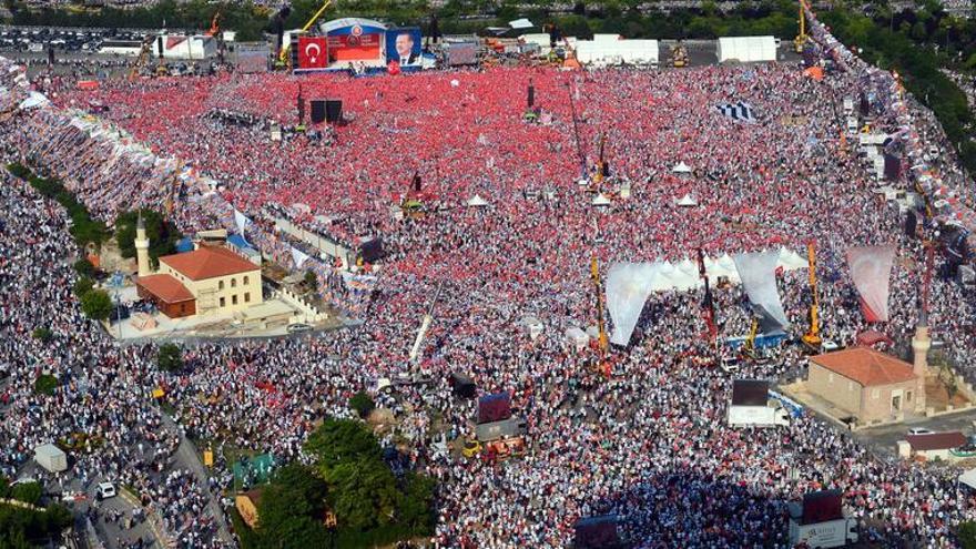 Resultado de imagen de revuelta de la plaza de Taksim