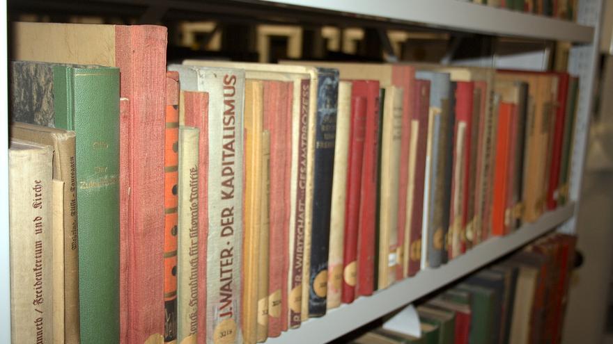 Libros que formaban parte del antiguo Instituto para el Marxismo-Leninismo en el archivo estatal alemán en Berlín-Lichterfelde
