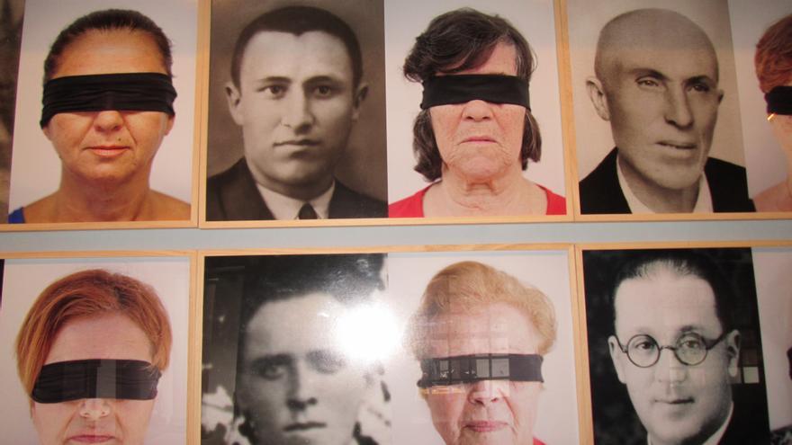 En la imagen, montaje fotografíco de desaparecidos y sus familiares en la Casa Salazar. Foto: LUZ RODRÍGUEZ 