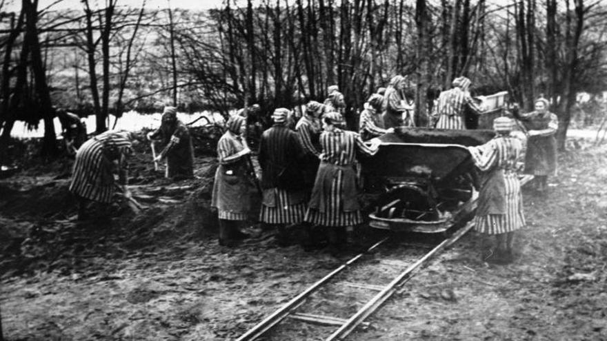 Prisioneras esclavas del campo de concentración de Ravensbrück