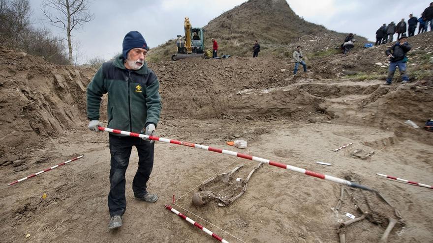 La sociedad de ciencias Aranzadi trata de localizar 25 cuerpos de fusilados en el paraje Zurbau de Ibero
