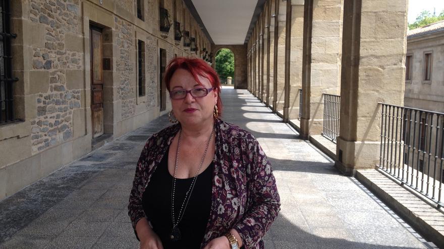 La periodista Montserrat Boix ofrece un taller en Vitoria-Gasteiz sobre ciberactivismo.