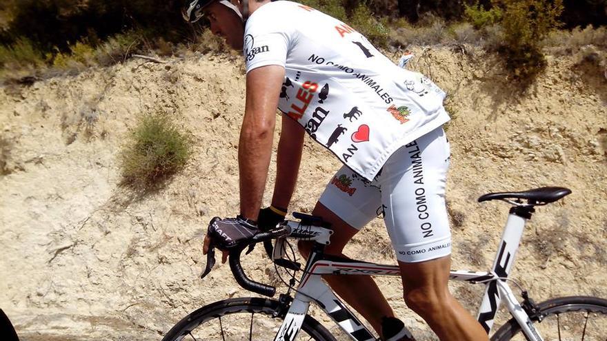 Pedro Jesús López-Toribio, ciclista vegano