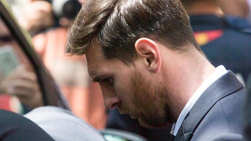 Audiencia sustituye la pena de cárcel a Messi por una multa de 252.000 euros