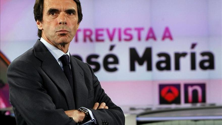 Aznar no descarta volver y dice que cumplirá con su responsabilidad