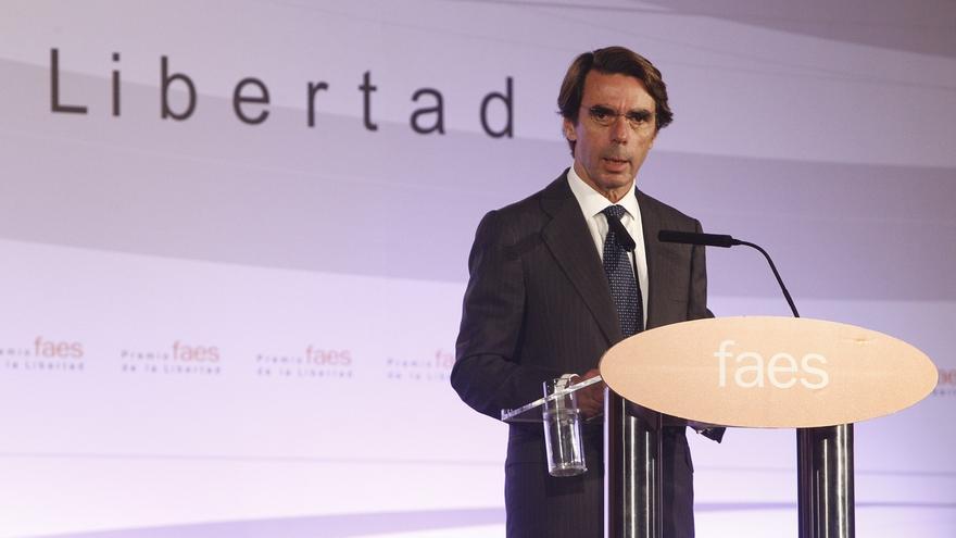 Aznar guarda silencio sobre Rodrigo Rato durante un acto de FAES