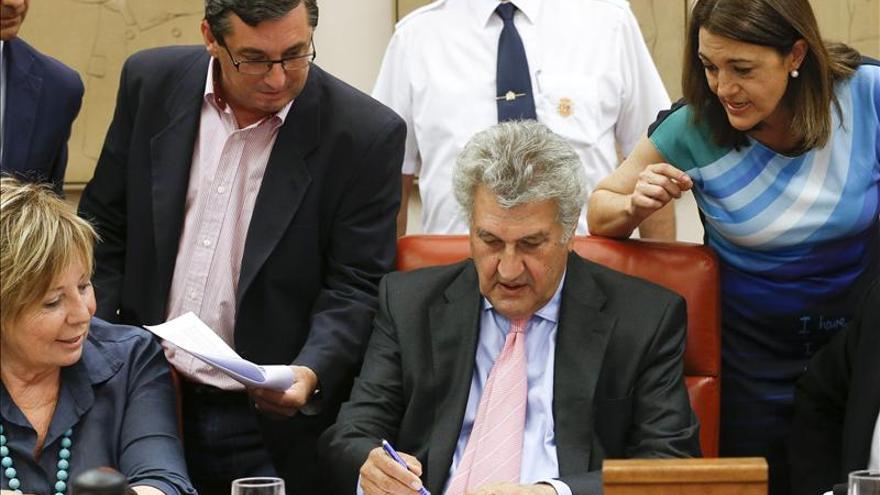 El Congreso tumba las mociones que pedían reprochar a Rajoy por el caso Bárcenas