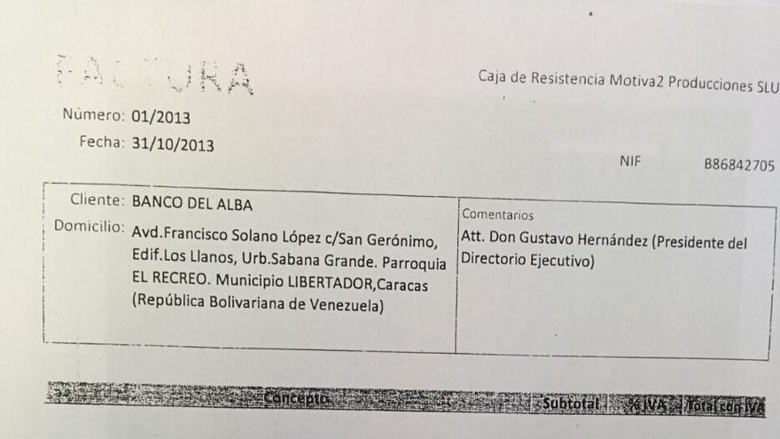 Copia de la factura ofrecida por Juan Carlos Monedero para justificar el ingreso de 425.000 euros.