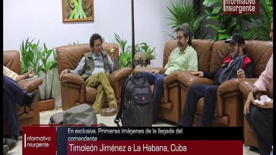 Las FARC divulgan en Twitter una foto de Timochenko reunido con sus negociadores