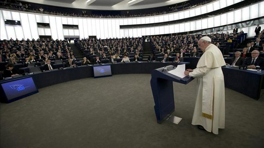 El papa Francisco ofrece un discurso ante el Parlamento Europeo