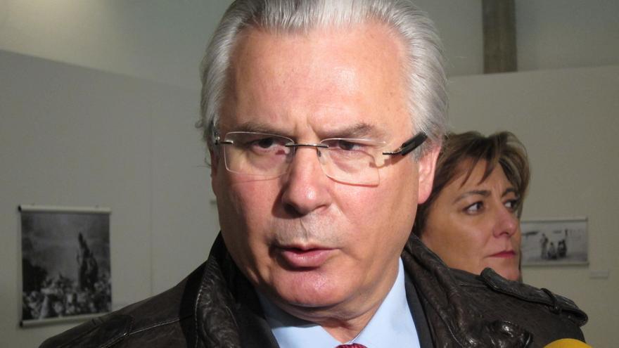 Garzón dice que el caso Bárcenas demuestra que "la corrupción tiene que ser investigada frontalmente"