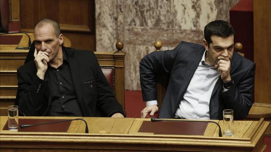El Gobierno griego recalca que no ha pedido prórroga del programa de rescate