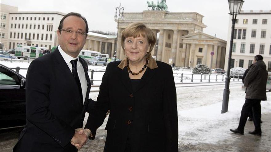Hollande y Merkel aprovechan el Francia-Alemania para preparar la cumbre de la UE
