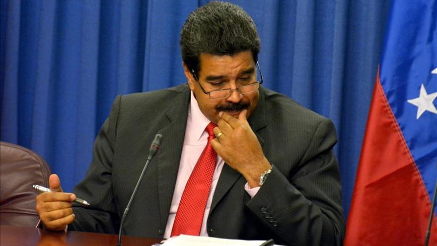 Maduro dice que afortunadamente en Venezuela no gobierna un "franquista" como Rajoy