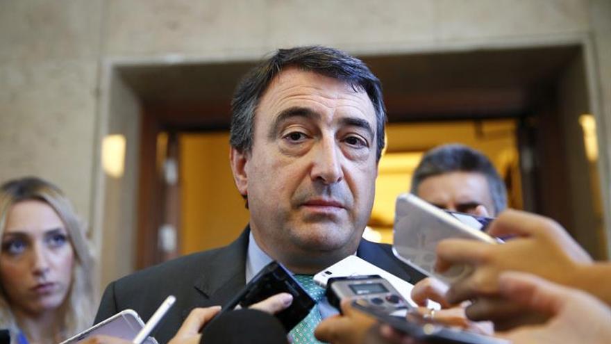 El PNV se muestra escéptico con la comisión que propone el PSOE para Cataluña