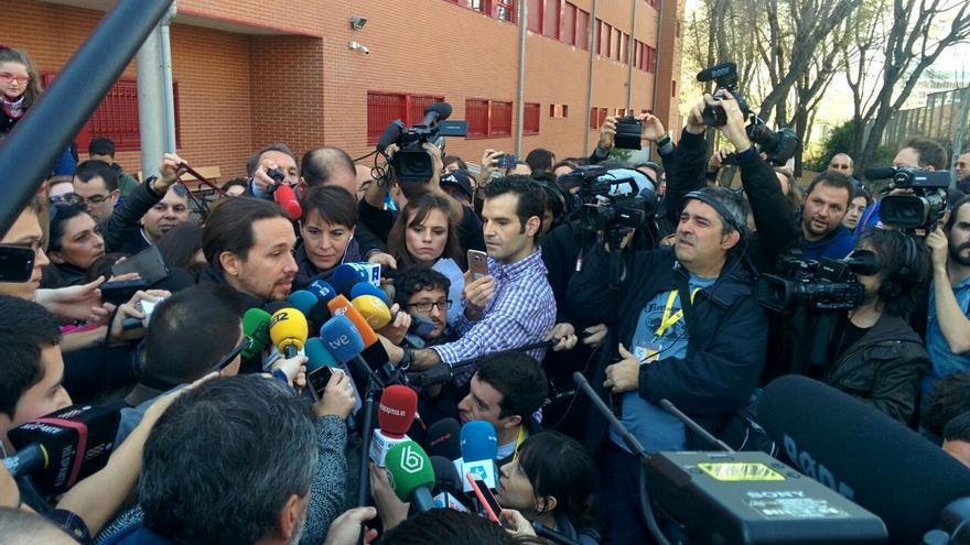 Pablo-Iglesias-periodistas-Aitor-Riveiro_EDIIMA20151220_0171_5.jpg