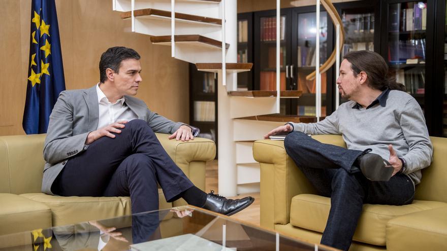 Pedro Sánchez junto a Pablo Iglesias en su primer encuentro tras el encargo del rey de formar Gobierno / Foto: Podemos