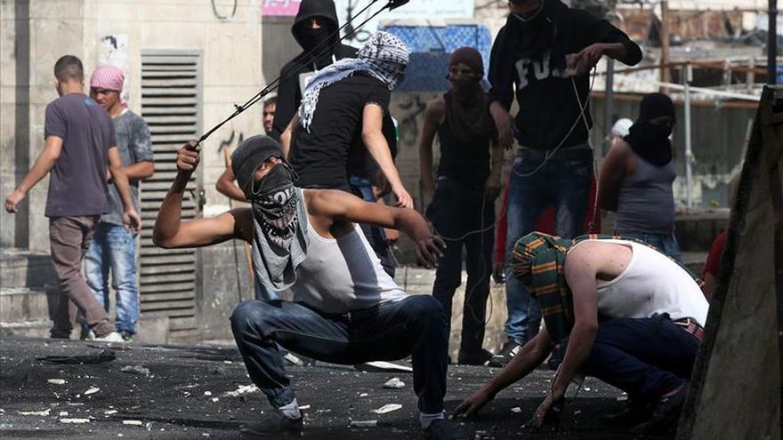 Prosigue la ola de violencia con seis palestinos muertos y decenas de heridos