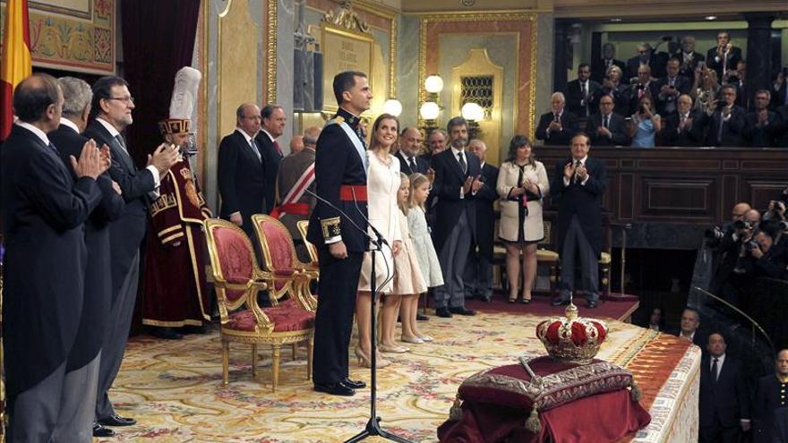 El Rey Felipe VI recuerda a las víctimas de la violencia terrorista